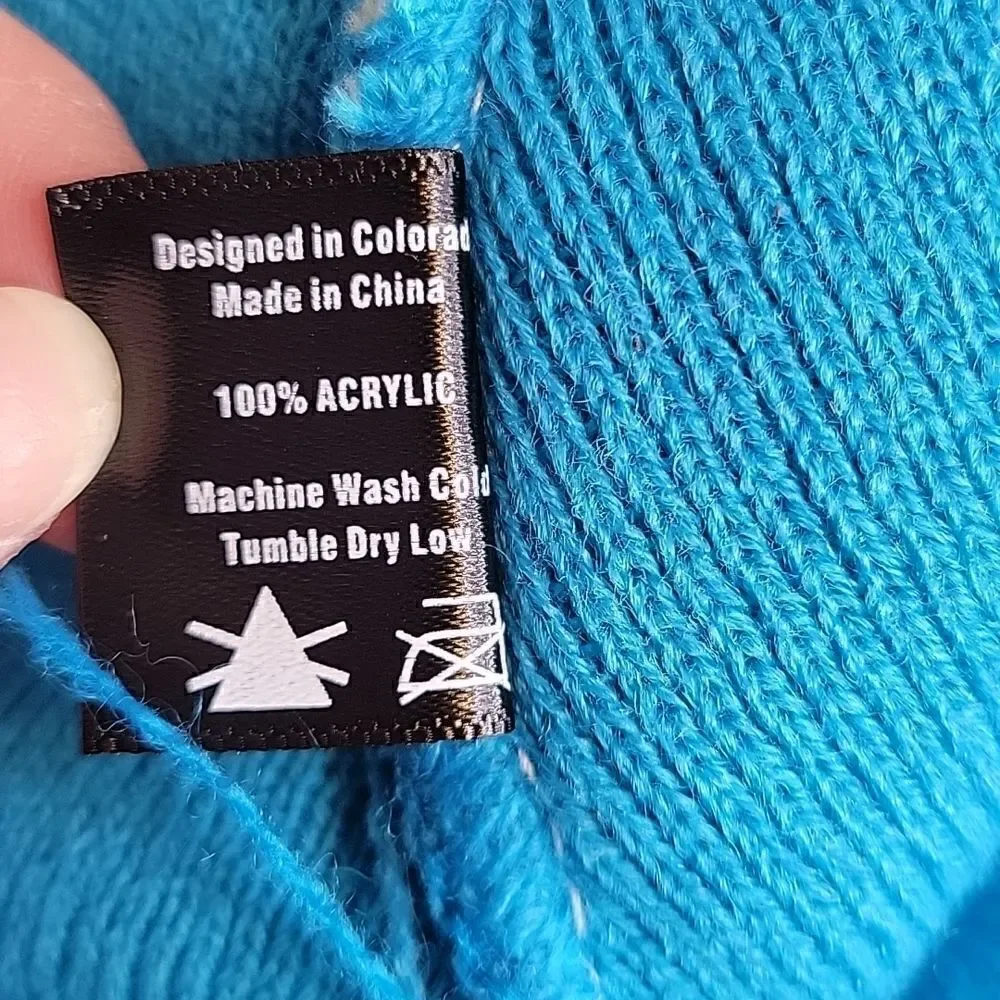 Local Outdoor Beanie. EUC